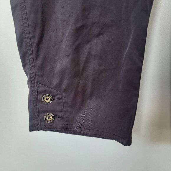 Green Lamb Womens Size 10 Cropped Pants Black Pockets Button Details Stretch - Picture 3 of 8